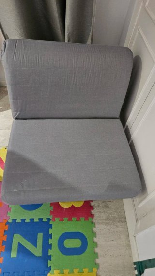 Divano Letto Grigio in Tessuto