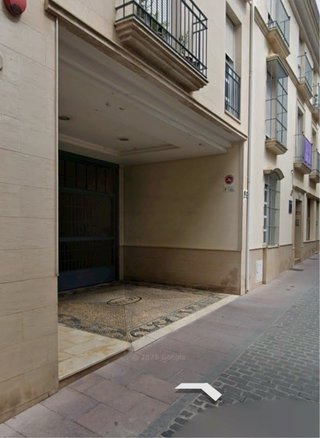2 plazas de parking calle Cabrillana.