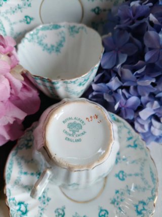 3 Tazze da tè antiche Royal Albert