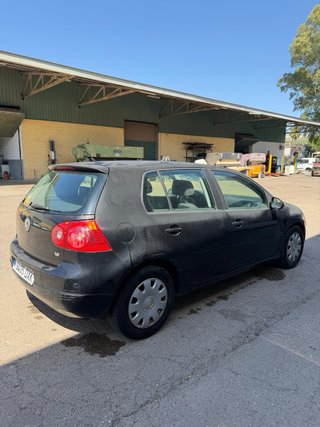 Volkswagen Golf 1.6