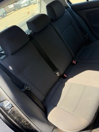 Volkswagen Golf 1.6