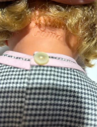 MUÑECA MUY ANTIGUA MARCA GAMMA VIRGINIA