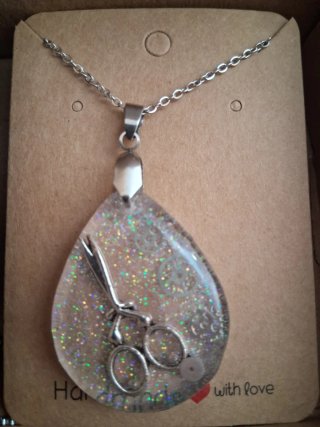 Colgante Resina Tijeras Glitter Hecho a Mano