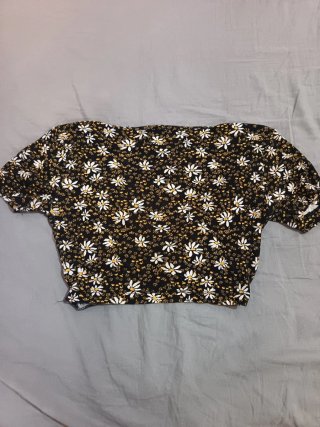 Top corto floral Lefties XS