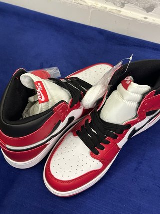 Air Jordan 1 Retro Chicago Rosse Bianche