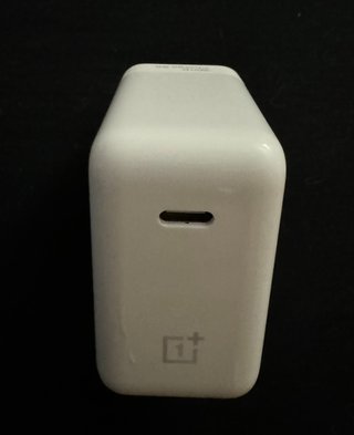 Cargador OnePlus Warp Charge 65w