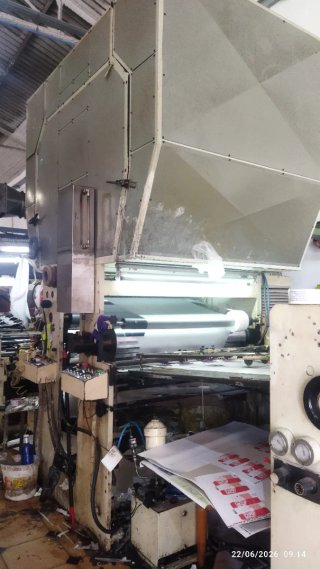 Máquina de plastificar artes gráficas