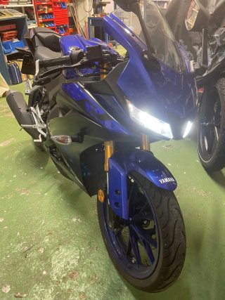 Yamaha YZF-R 125 Azul