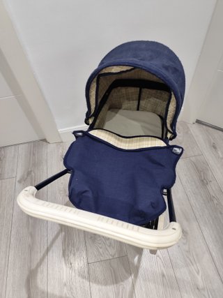 Carrito de juguete azul