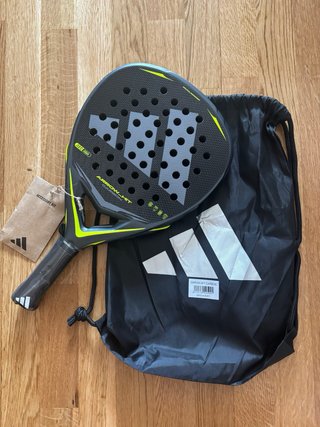 Pala de pádel Adidas Arrow Hit Carbon