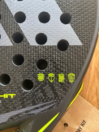 Pala de pádel Adidas Arrow Hit Carbon