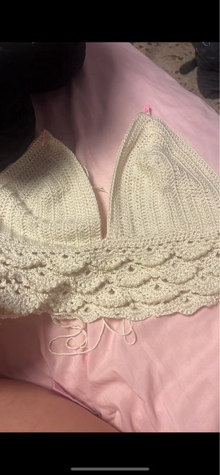 Top Crochet Blanco Escote Pico echo a mano
