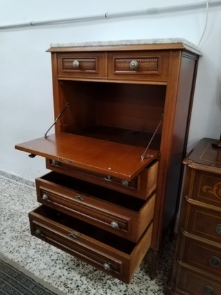 CÓMODA SECRETER CLASICA