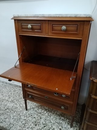 CÓMODA SECRETER CLASICA