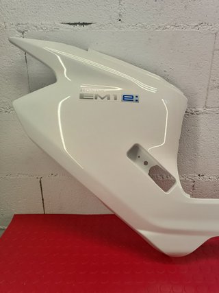 EM1 Honda derecho carenado panel blanco scooter