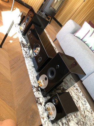 Altavoces Monitor Audio Radius 90 y 45