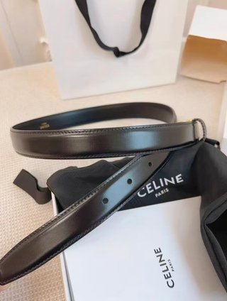Cintura Celine Trionfo in Pelle Nera con Fibbia Oro