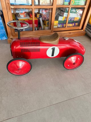 Coche correpasillos vintage rojo Vilac