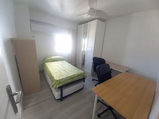 Piso en alquiler en Doctor Barraquer - G. Renfe - Policlínico en Sevilla
