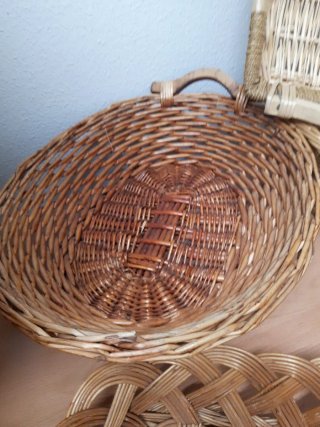 Cestas de mimbre varias