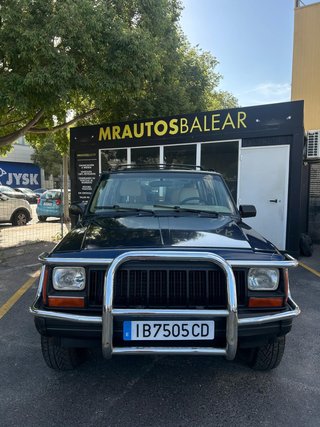 Jeep Cherokee 2.5TD COUNTRY