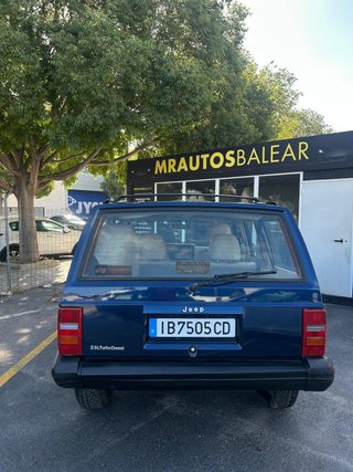 Jeep Cherokee 2.5TD COUNTRY