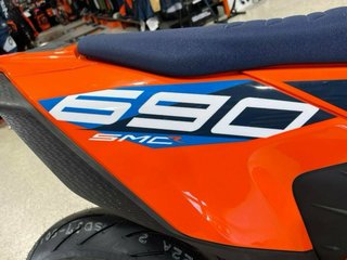 Pasta lateral KTM 690 SMC-R