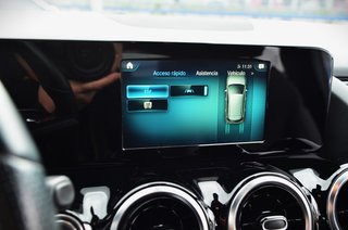Mercedes Benz B200 AMG Line Exclusive +Camara+7vel
