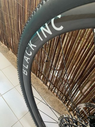 Ruedas Carbono Black Inc  despiece Factor Aluto