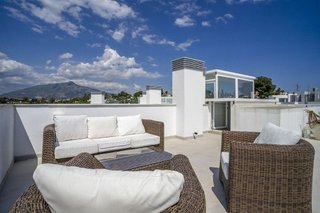 Casa adosada en alquiler en San Pedro de Alcántara pueblo en Marbella