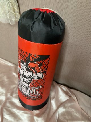 Saco boxeo infantil con guantes