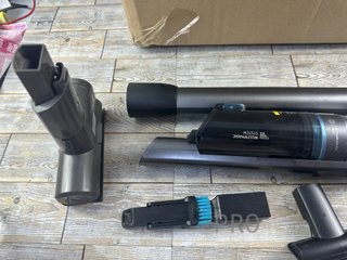 Aspirador vertical Cecotec