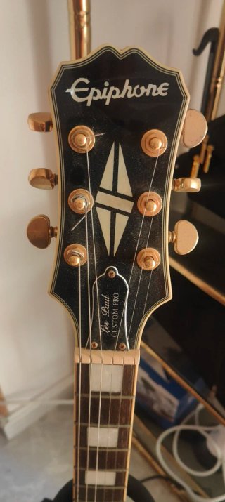 Guitarra Eléctrica Epiphone Les Paul Custom Pro