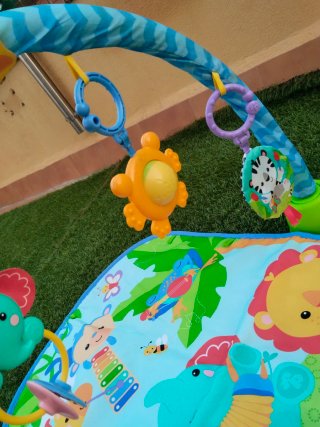 Gimnasio Piano Pataditas Fisher Price