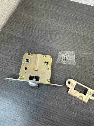 Cerradura para puerta Amig