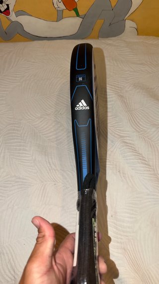 Pala Adidas Bisoke Carbon Nueva