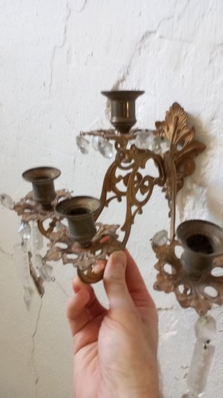 Aplique de pared antiguo dorado con cristales