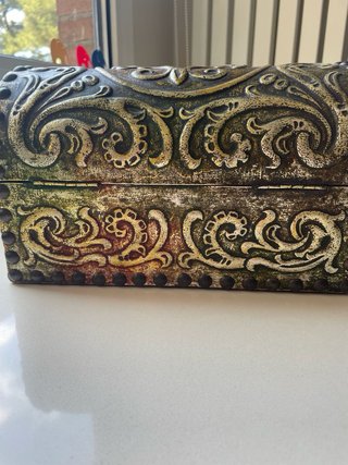 Baúl decorativo estilo antiguo