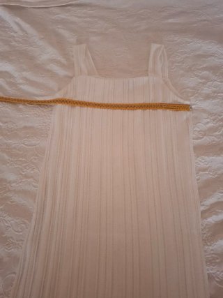 Vestido de punto blanco de Mango