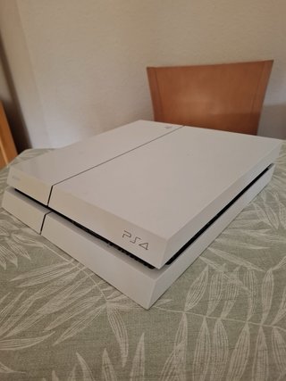 PS4 (PlayStation 4) Bianca
