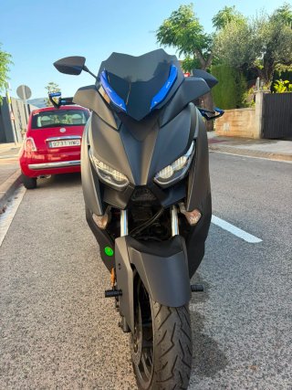 Yamaha XMAX 400  Impecable