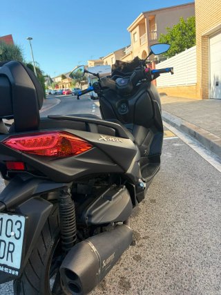 Yamaha XMAX 400  Impecable