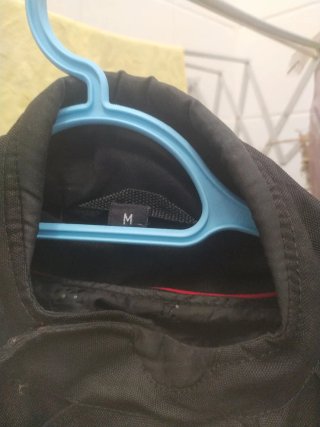 Chaqueta de moto negra