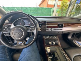 Audi A8 2012