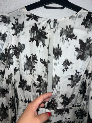 Vestido con estampado Zara