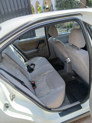 Nissan Primera 2001