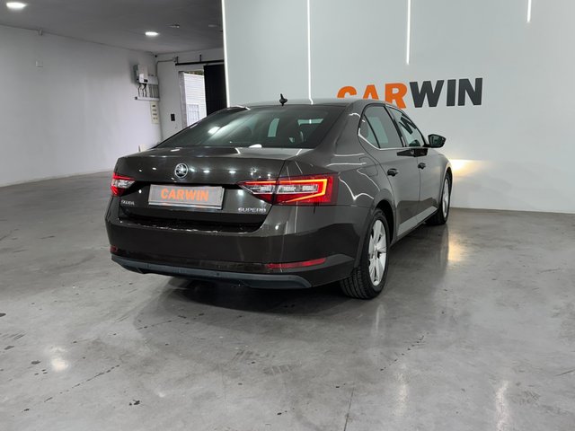 Skoda Superb 1.6 TDI CR 88KW (120cv) DSG Ambition
