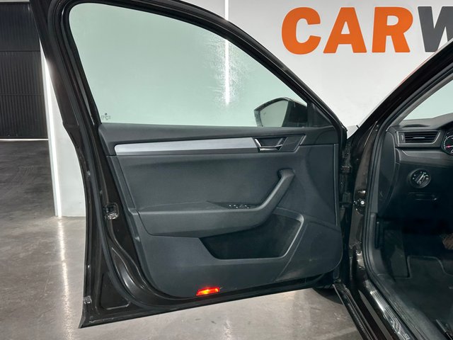 Skoda Superb 1.6 TDI CR 88KW (120cv) DSG Ambition