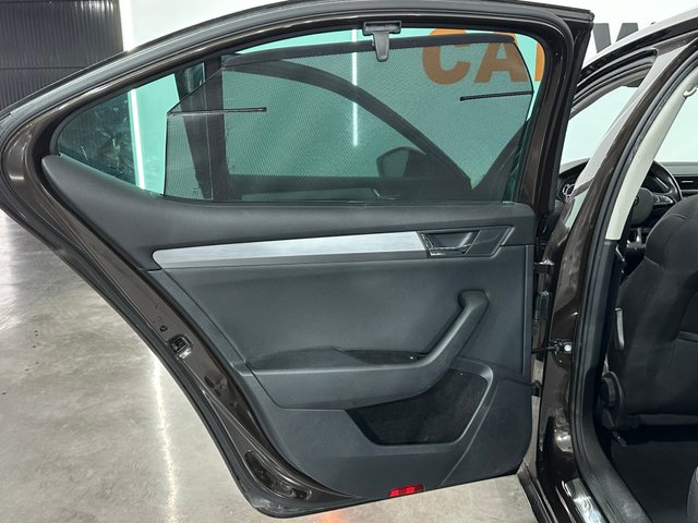 Skoda Superb 1.6 TDI CR 88KW (120cv) DSG Ambition