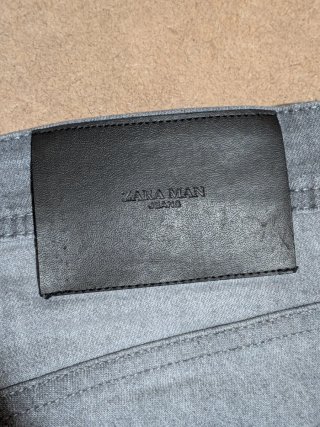 Pantalón corto Zara Man Talla 40 Gris